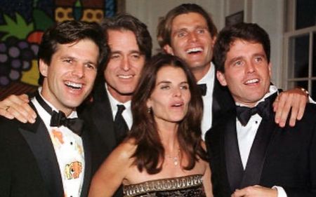 Maria Shriver was married to actor Arnold Schwarzenegger.